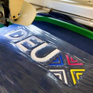 broderie deux publicité